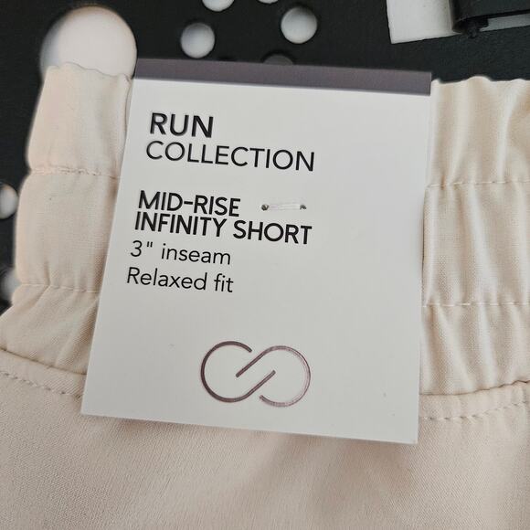 Calia Run Mid-Rise Infinity Athletic Lined Short in Washed Peach | Women's XL - Picture 10 of 12